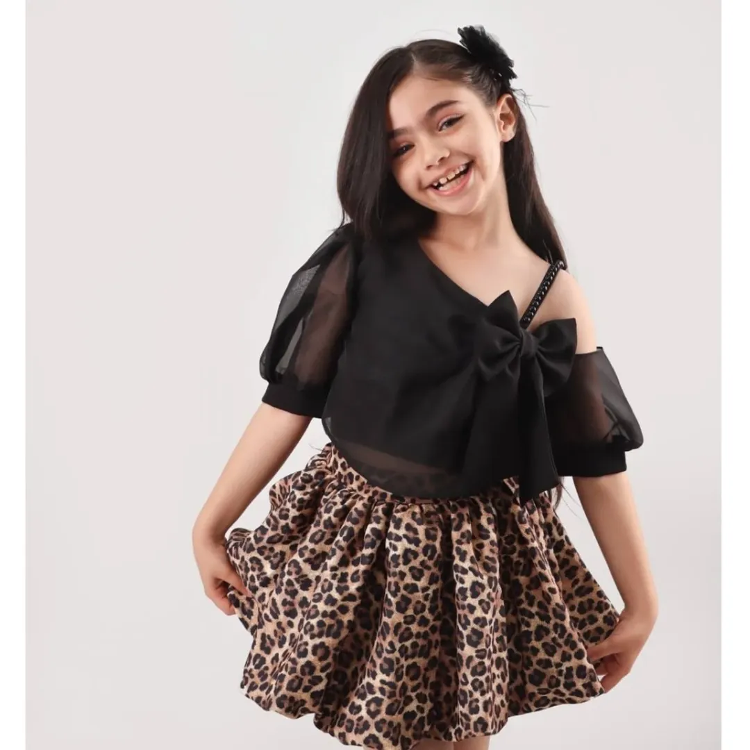 کراپ حریر مجلسی مشکی مرواریدی نگین