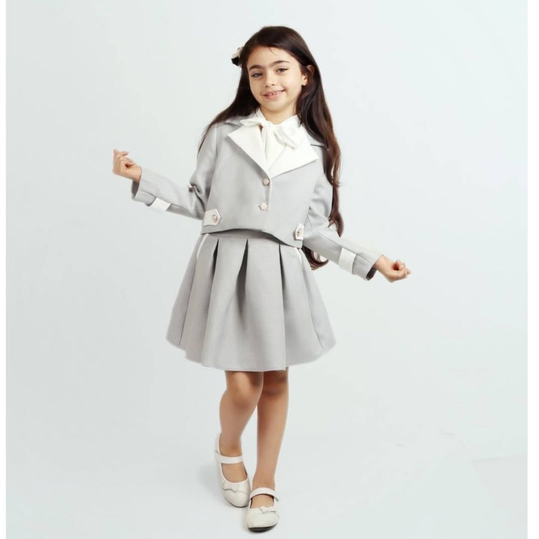 ست کت و دامن جنس جناقی و چرم جناقی مناسب ۵ تا ۱۲ سال1